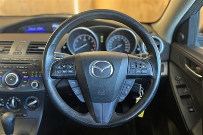 2011 Mazda Mazda3 - Thumbnail
