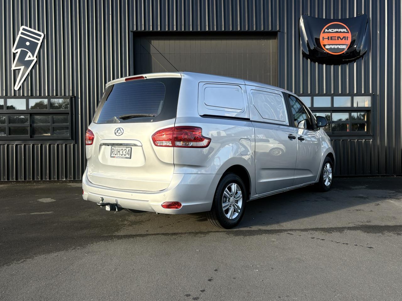 2021 LDV G10