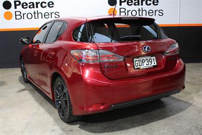 2011 Lexus CT 200h - Thumbnail