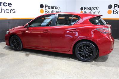 2011 Lexus CT 200h - Thumbnail