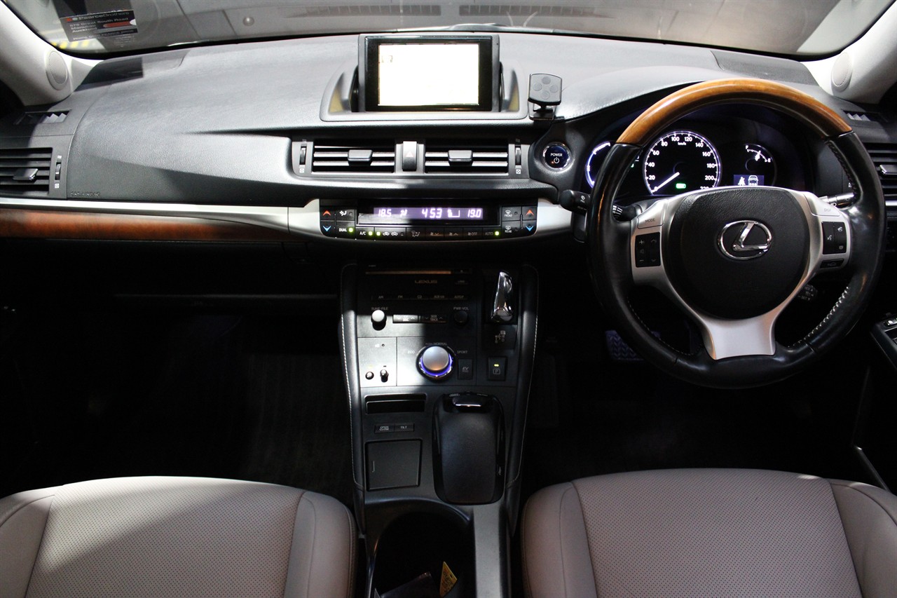 2011 Lexus CT 200h