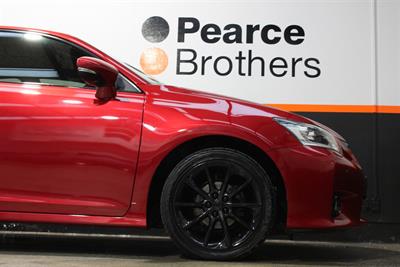 2011 Lexus CT 200h - Thumbnail