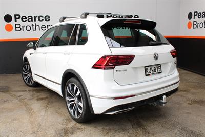 2017 Volkswagen TIGUAN - Thumbnail