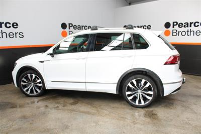 2017 Volkswagen TIGUAN - Thumbnail