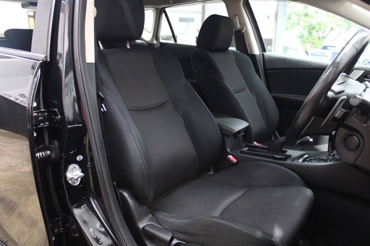 2012 Mazda Axela