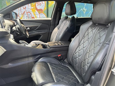 2020 Peugeot 5008 - Thumbnail