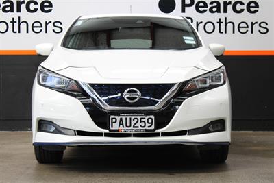 2022 Nissan Leaf - Thumbnail