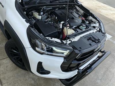 2022 Toyota Hilux - Thumbnail