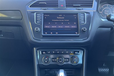 2017 Volkswagen TIGUAN - Thumbnail