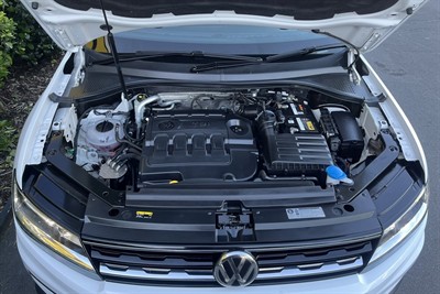 2017 Volkswagen TIGUAN - Thumbnail