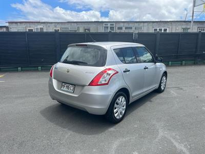 2014 Suzuki Swift - Thumbnail