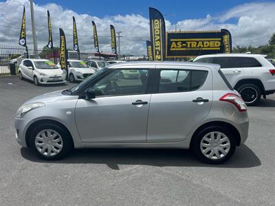 2014 Suzuki Swift - Thumbnail