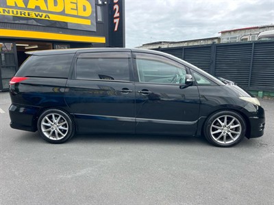 2006 Toyota Estima - Thumbnail