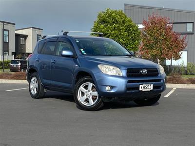 2005 Toyota RAV4 - Thumbnail