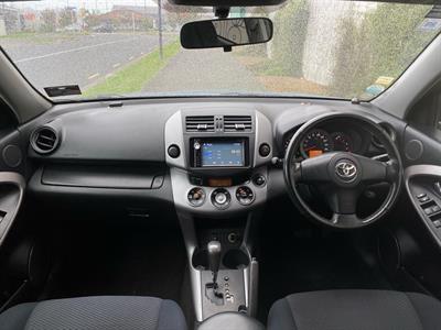 2005 Toyota RAV4 - Thumbnail