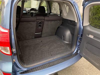 2005 Toyota RAV4 - Thumbnail