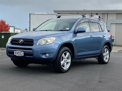 2005 Toyota RAV4 - Thumbnail