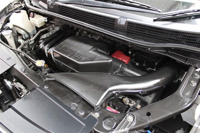 2014 Nissan Serena - Thumbnail