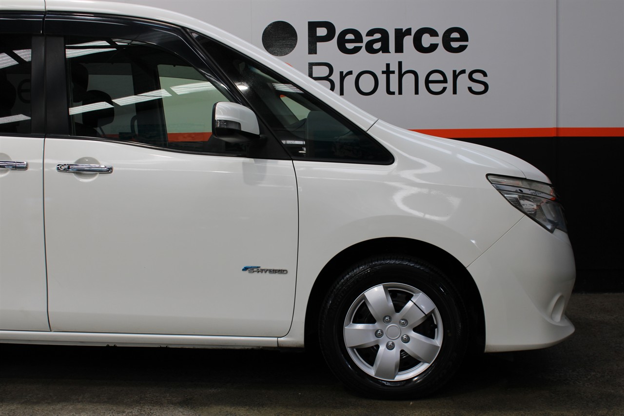 2014 Nissan Serena