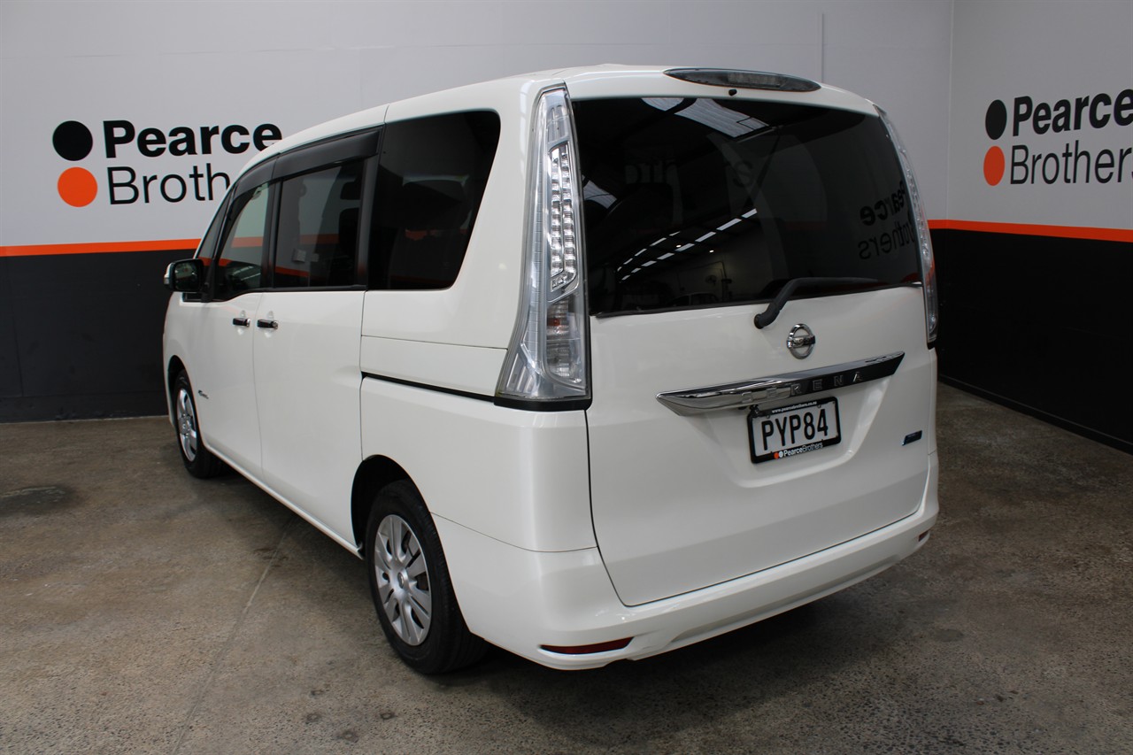 2014 Nissan Serena