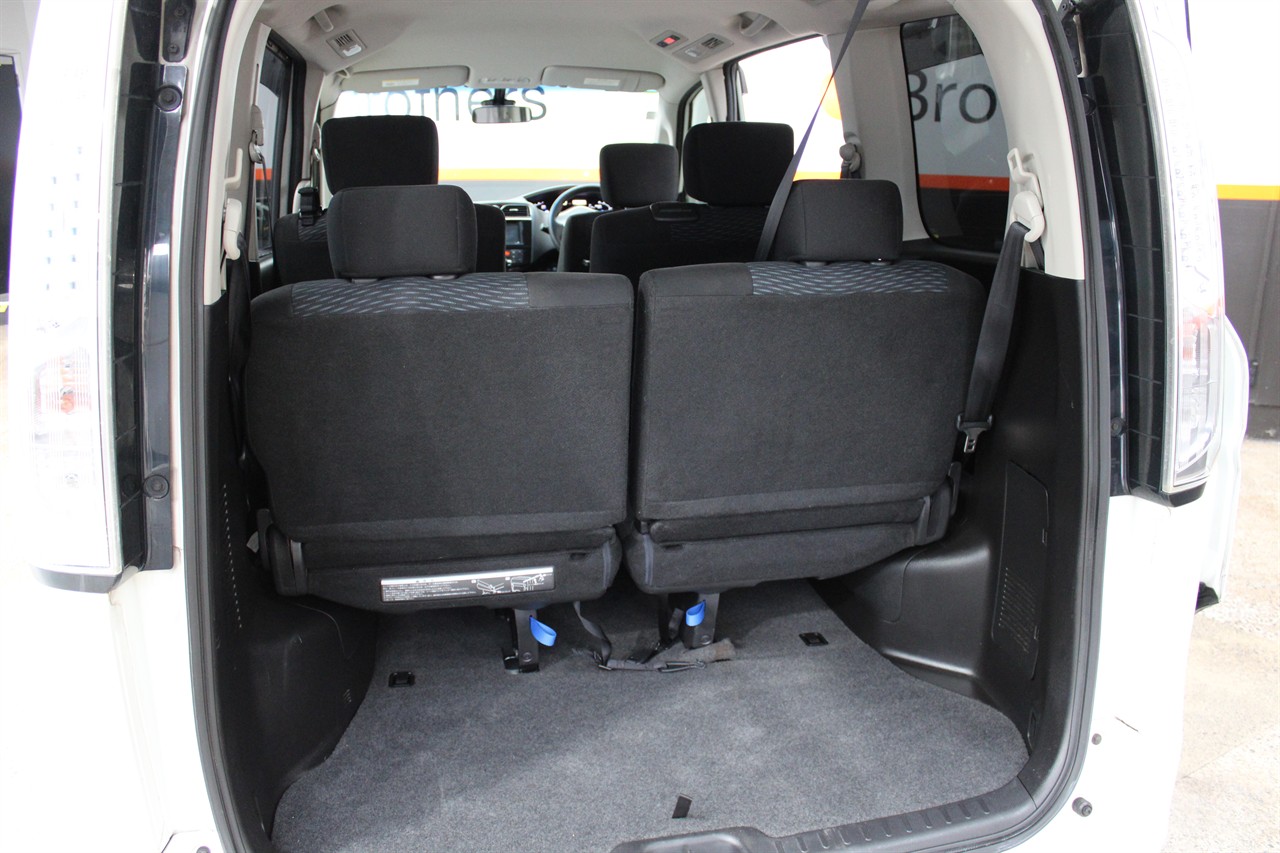 2014 Nissan Serena