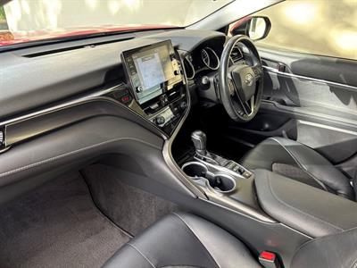 2021 Toyota Camry - Thumbnail