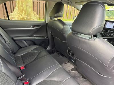 2021 Toyota Camry - Thumbnail