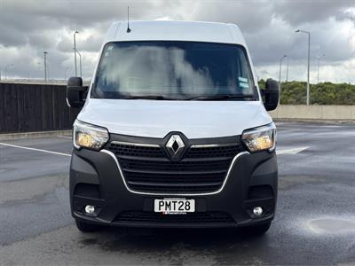 2022 Renault Master - Thumbnail