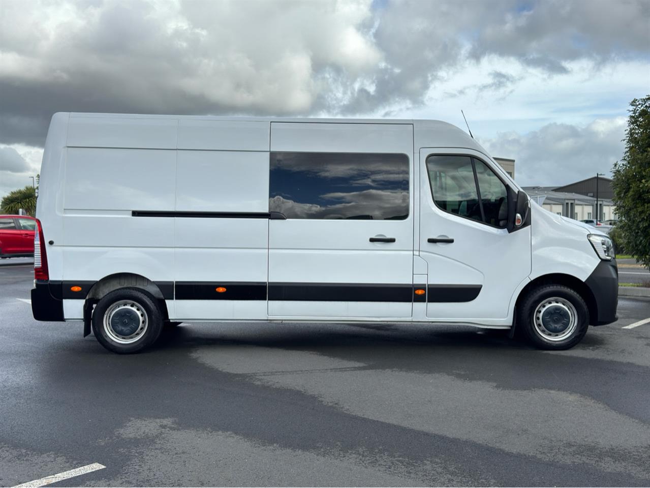 2022 Renault Master