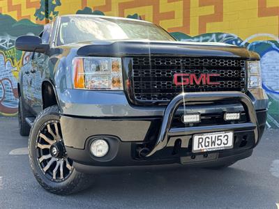 2011 GMC Sierra - Thumbnail