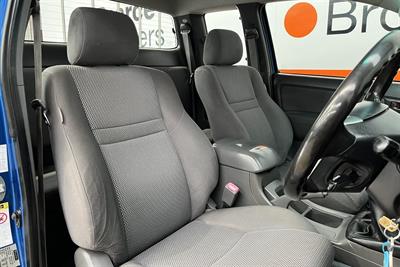 2014 Toyota Hilux - Thumbnail