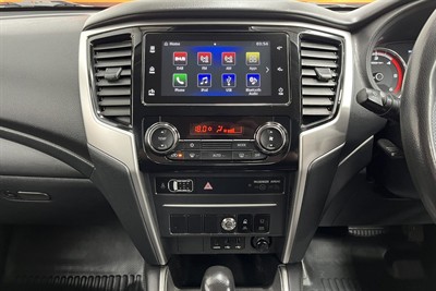 2022 Mitsubishi Triton - Thumbnail