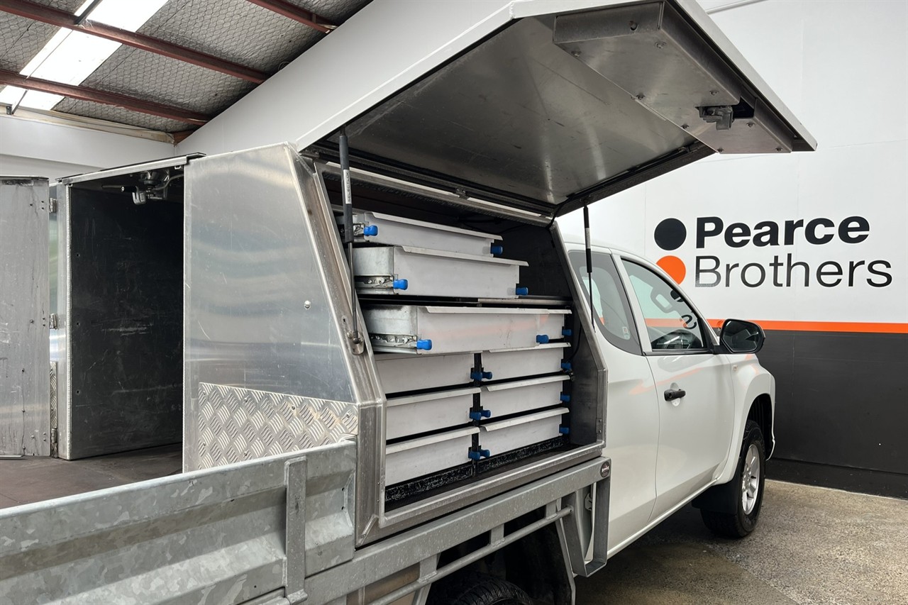 2022 Mitsubishi Triton