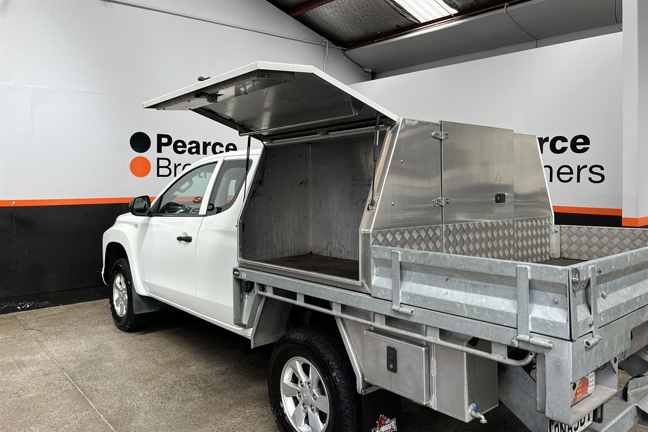 2022 Mitsubishi Triton