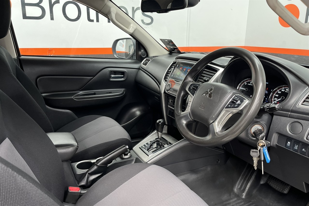 2022 Mitsubishi Triton