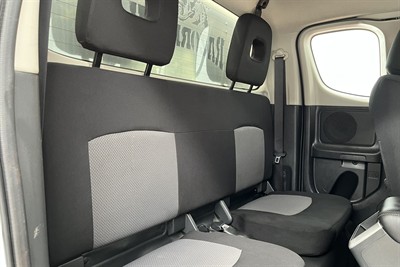 2022 Mitsubishi Triton - Thumbnail