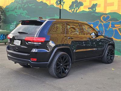 2015 Jeep GRAND CHEROKEE - Thumbnail