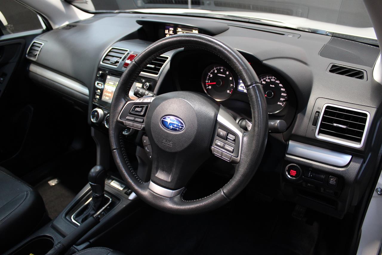 2015 Subaru FORESTER