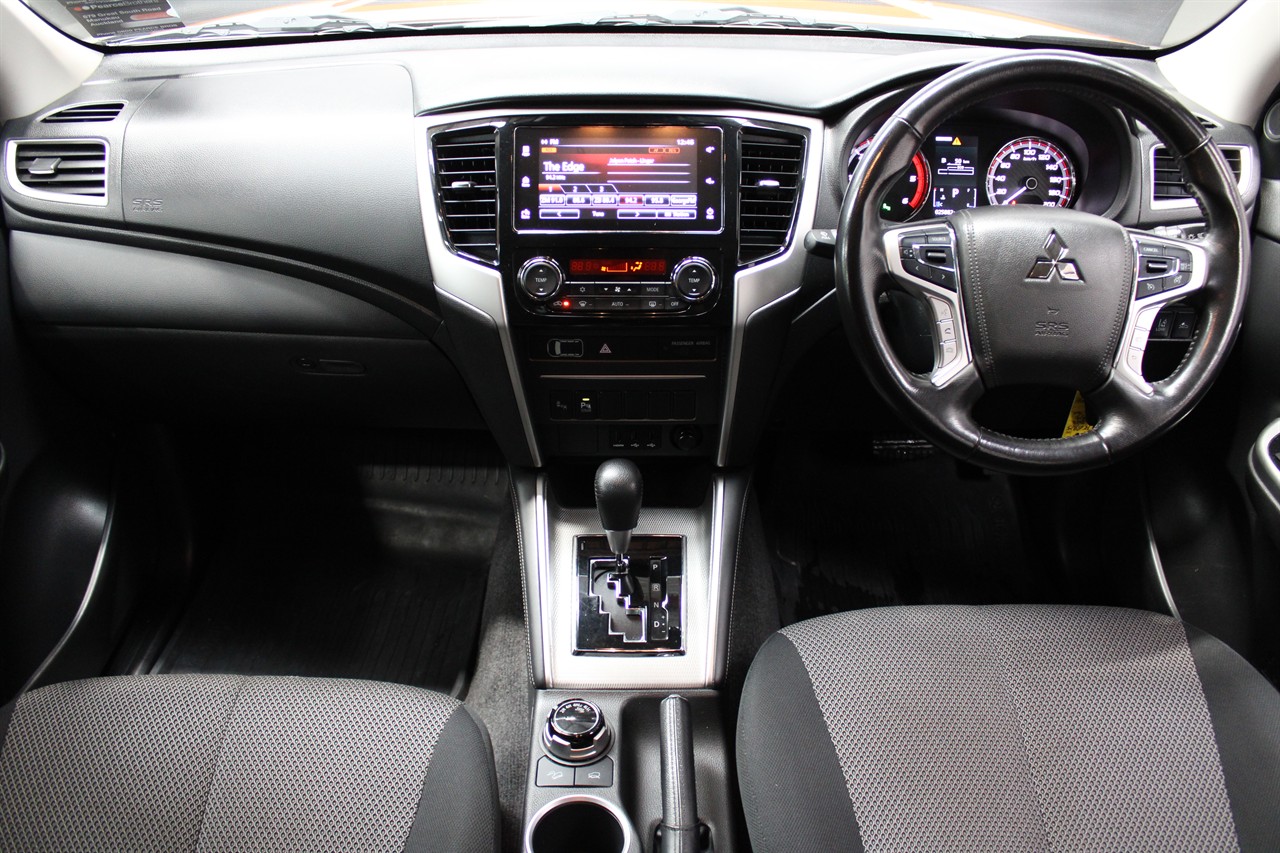 2022 Mitsubishi Triton