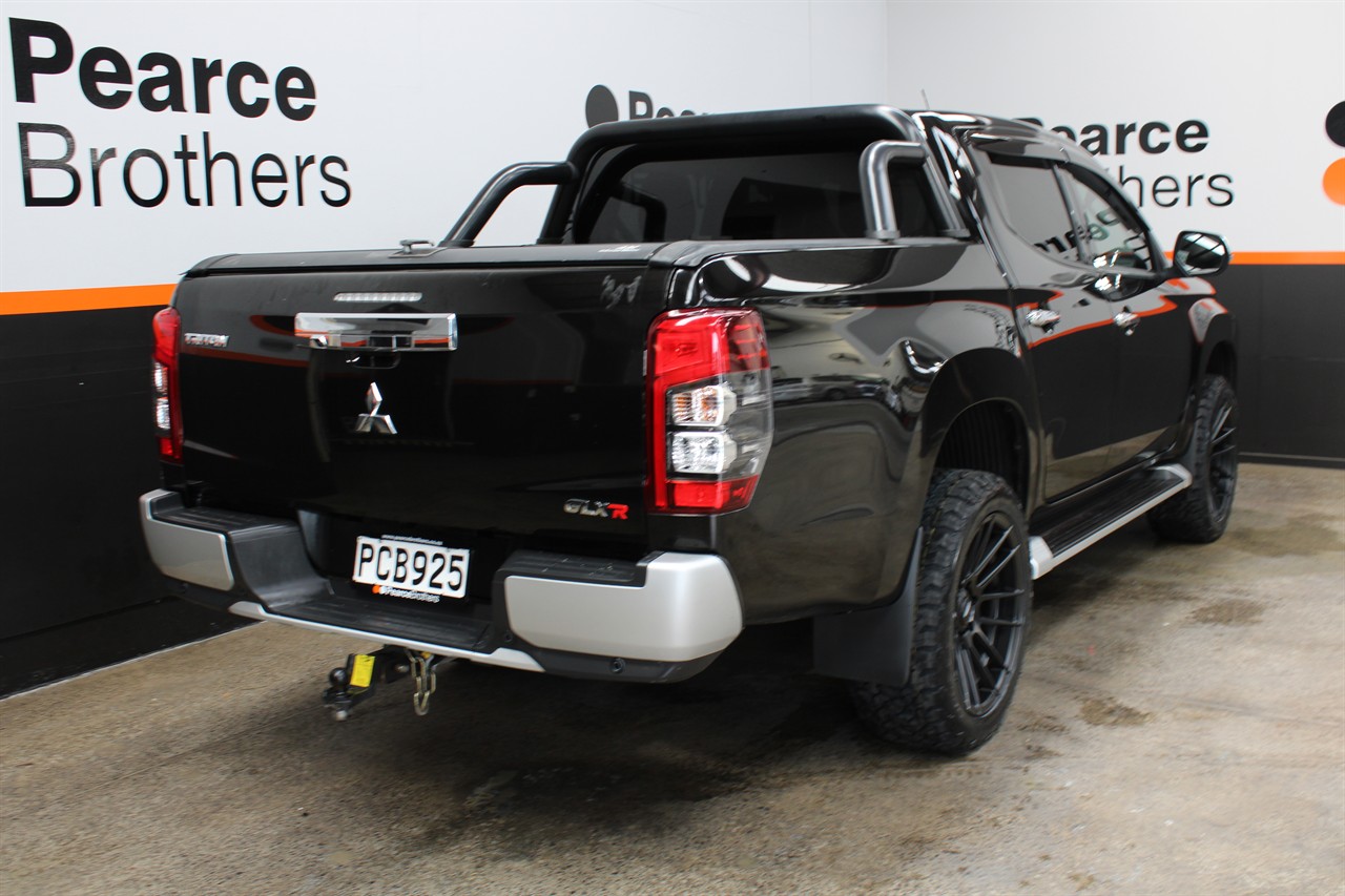 2022 Mitsubishi Triton
