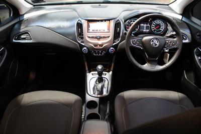 2018 Holden Astra - Thumbnail