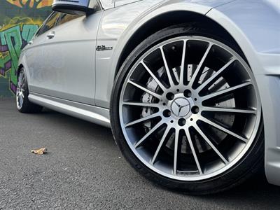 2010 Mercedes-Benz C 63 - Thumbnail