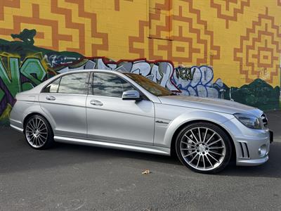 2010 Mercedes-Benz C 63 - Thumbnail