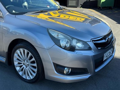 2011 Subaru Legacy - Thumbnail
