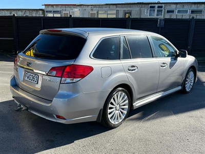 2011 Subaru Legacy - Thumbnail