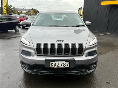 2016 Jeep CHEROKEE - Thumbnail