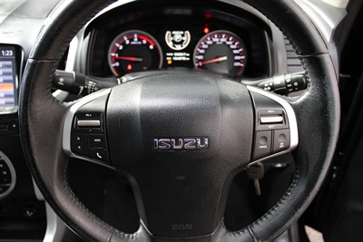 2017 Isuzu D-Max - Thumbnail
