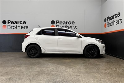 2018 Kia Rio - Thumbnail