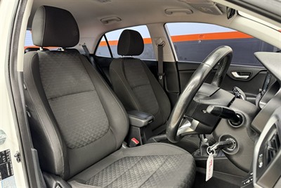 2018 Kia Rio - Thumbnail