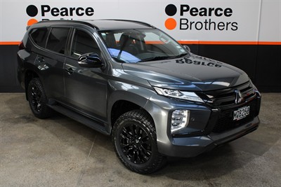 2020 Mitsubishi Pajero Sport - Thumbnail